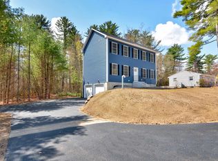 10 Spicket Ln, Salem, NH 03079