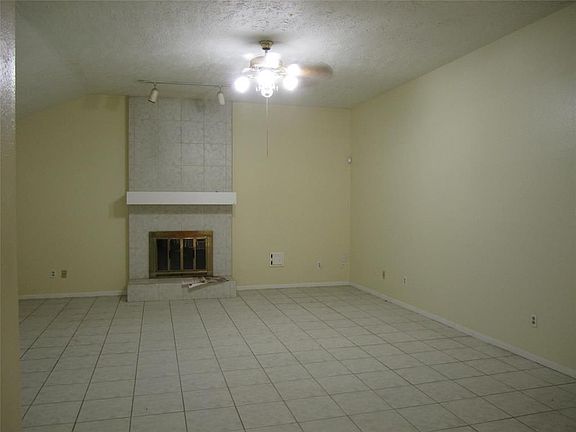 4th image of 7411 Canebrake Ln