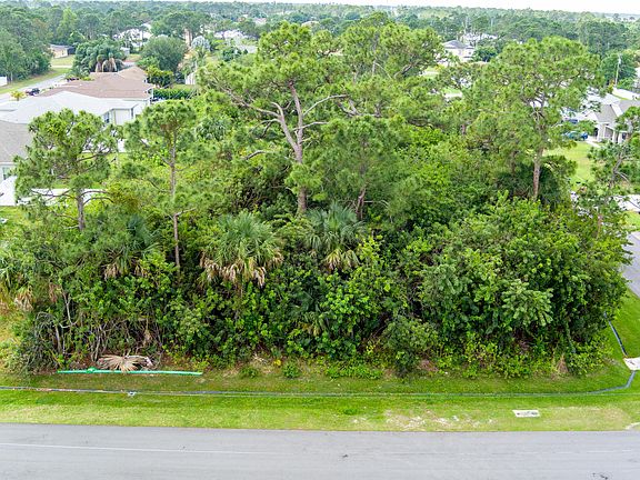 4th image of 1630 SW Hextel Avenue