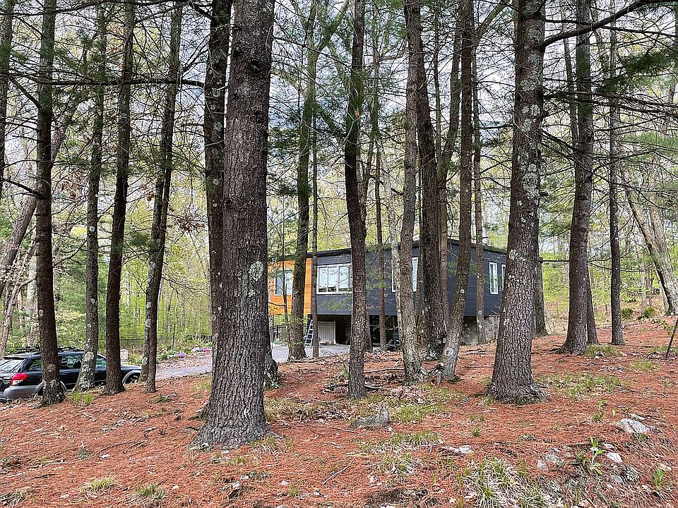 2nd image of 21 Burnap Rd
