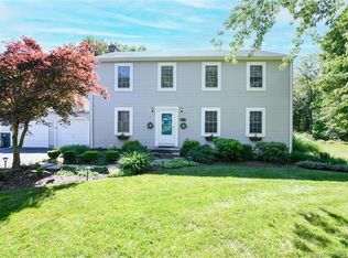 490 Peck Ln, Cheshire, CT 06410