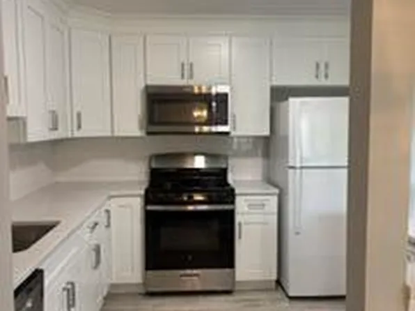 38 Worthington Ct Unit 6, Freehold, NJ 07728