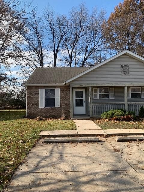1st image of 2836 Plaza Ln