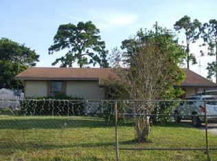 5305 Pine Tree Dr, Delray Beach, FL 33484