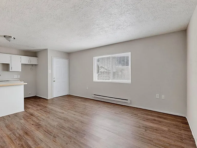 5817 Central Avenue NW — Photo 2