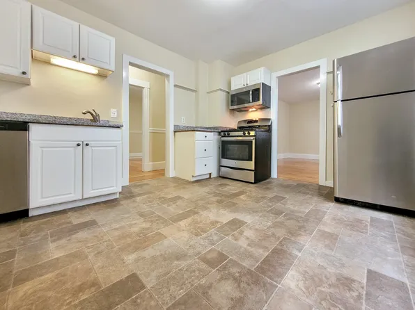 165 Hichborn St, Revere, MA