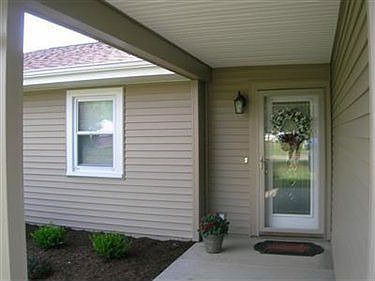 3rd image of 1908 Laurelwood Pl