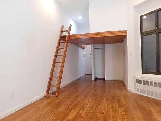 Rented by Corcoran | media 14