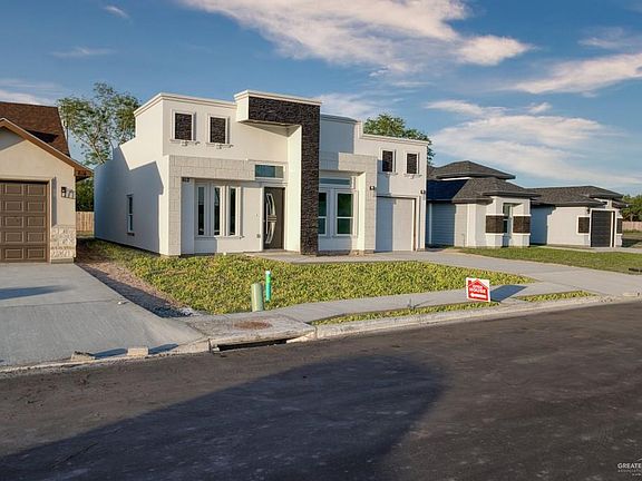 3rd image of 612 Tower Oak Dr