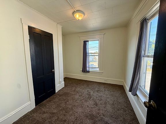 5th image of 26-30 Massabesic St #28-2