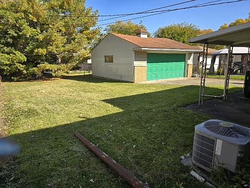 3rd image of 15433 Roycroft St