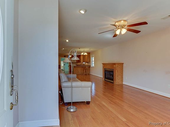 5th image of 7135 Norbelle Ln