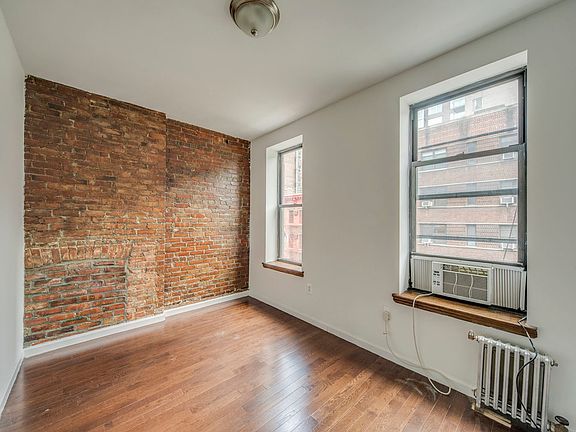 3rd image of 221 E 35th St #4FE2