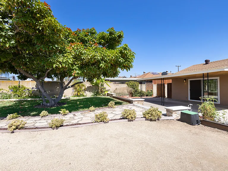 4784 Mount Durban Dr — Photo 22