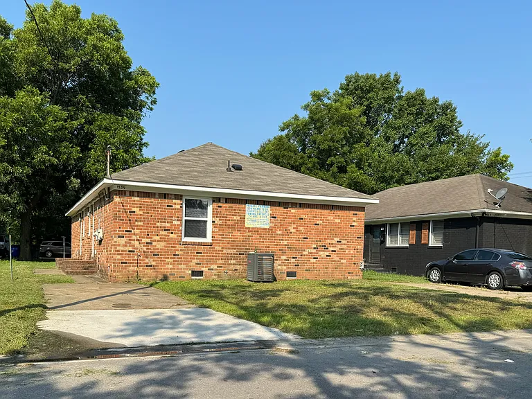 1539 Palmetto St #B — Photo 14