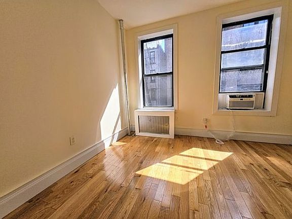 2nd image of 256 E 10th St #3K