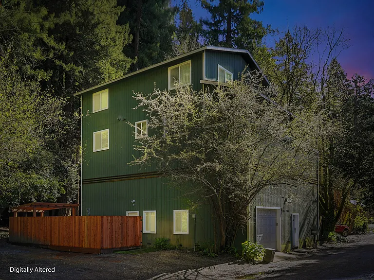 16799 Center Way — Photo 29