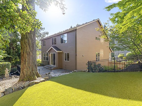 5th image of 23073 Bland Cir