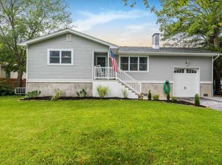 725 Conifer Dr, Forked River, NJ 08731