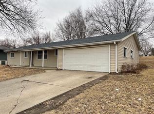 516 N Oliphant St, West Branch, IA 52358