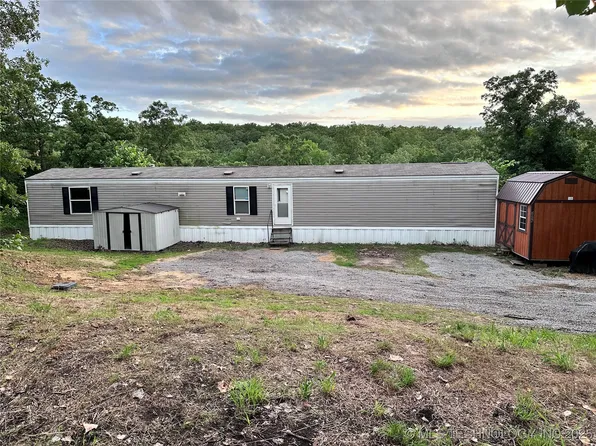 3056 Hickory Bluff Rd, Sapulpa, OK 74066