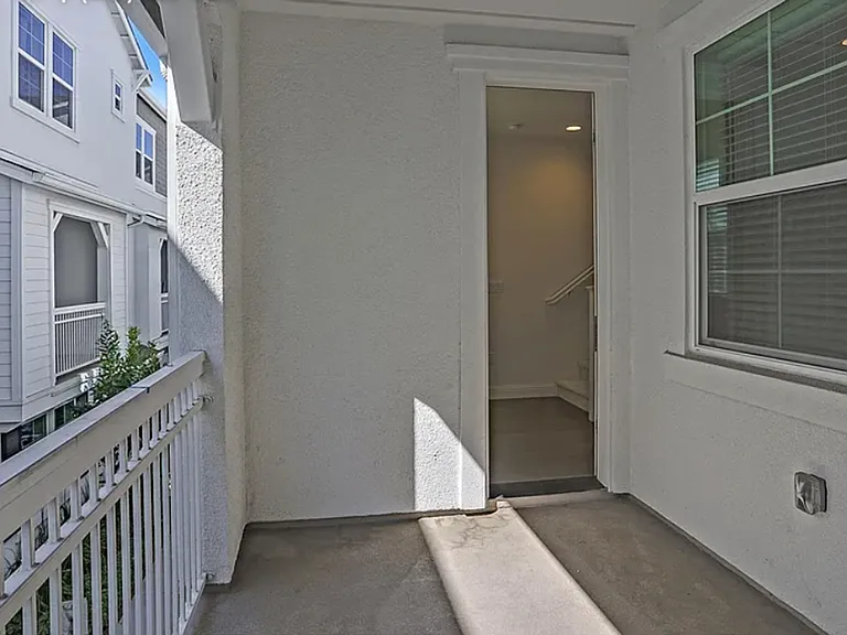 341 Wild Rose Way — Photo 23