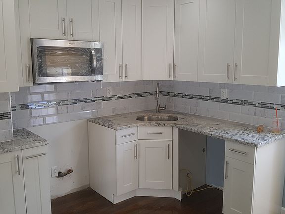 2nd image of 12325 146th St
