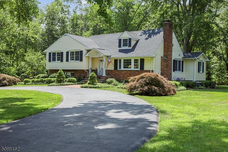 200 Village Rd, Green Village, NJ 07935 Zillow