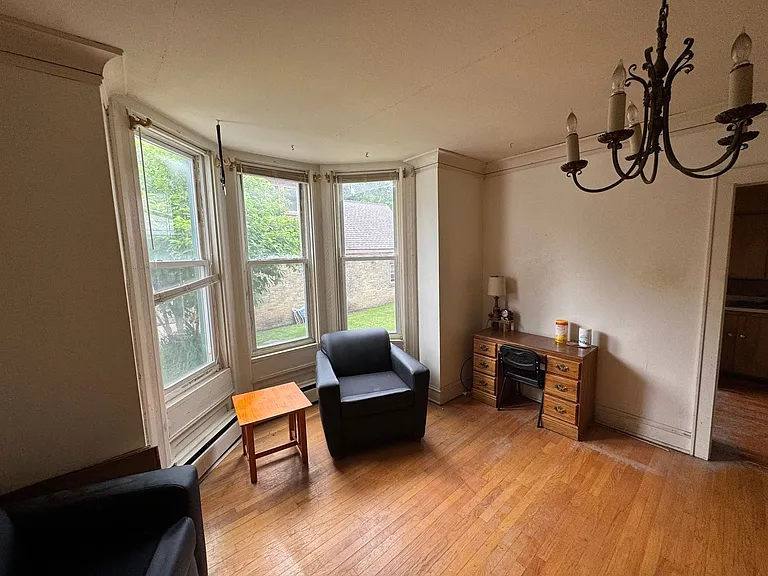128 W Gilman St — Photo 29