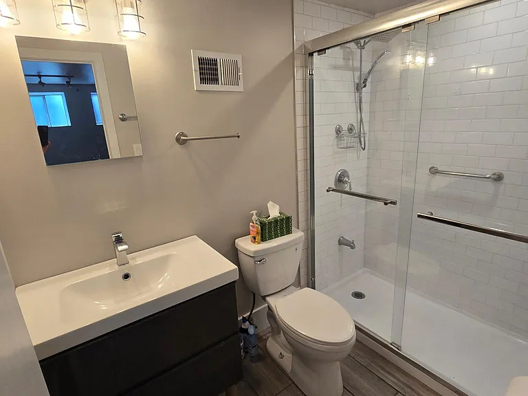 882 Penn Ave NE #3 — Photo 18