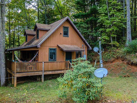 4th image of 268 Fruitwood Dr