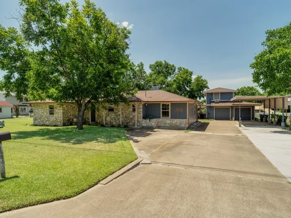4606 E Holiday Estates Ct, Granbury, TX 76049