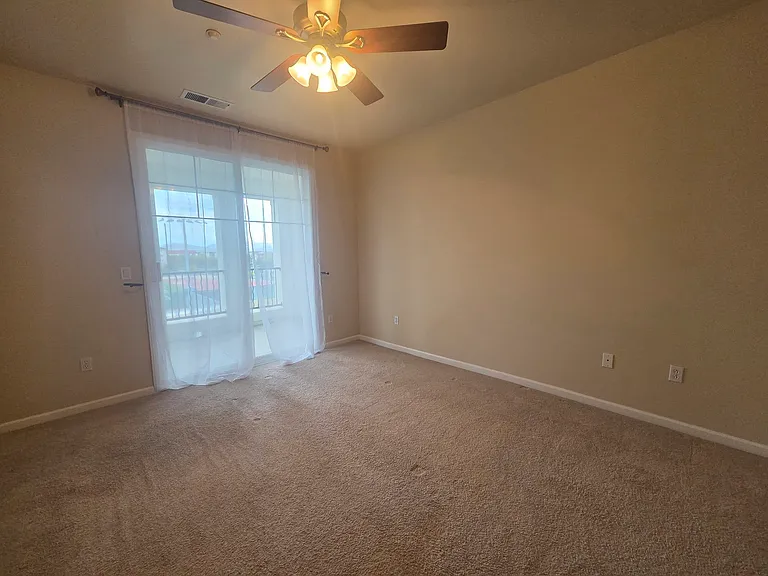 4281 Clarinbridge Cir — Photo 14