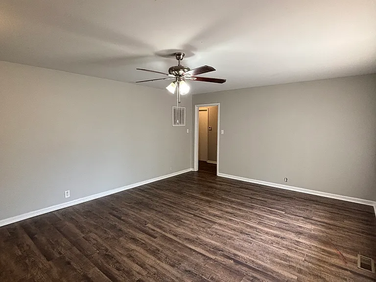 1413 Stanphil Rd — Photo 4