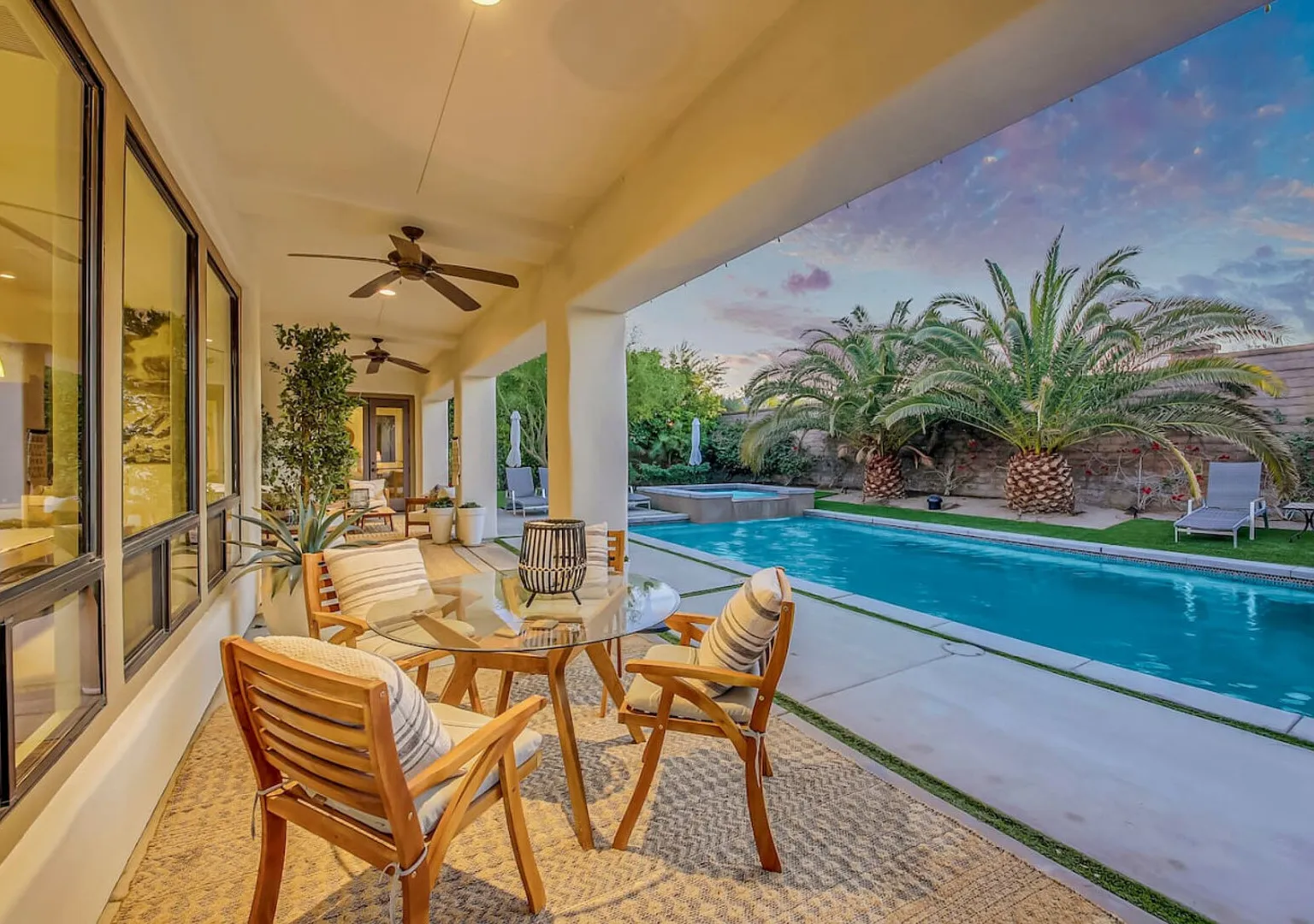 Coachella House, Poolside 5BR 5 STAR — Photo 3