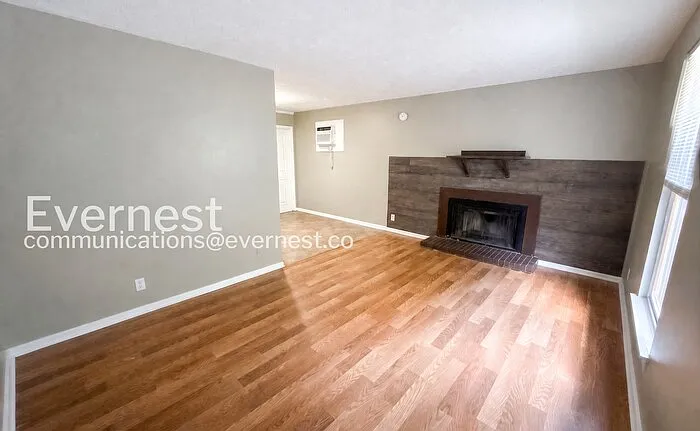 5114 Linbar Dr — Photo 5