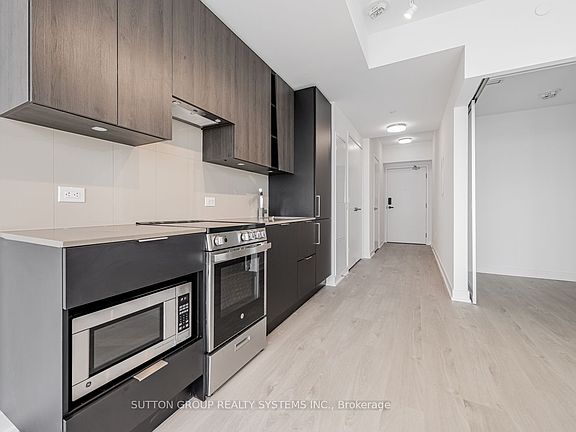 4th image of 3900 Confederation Pkwy #1307