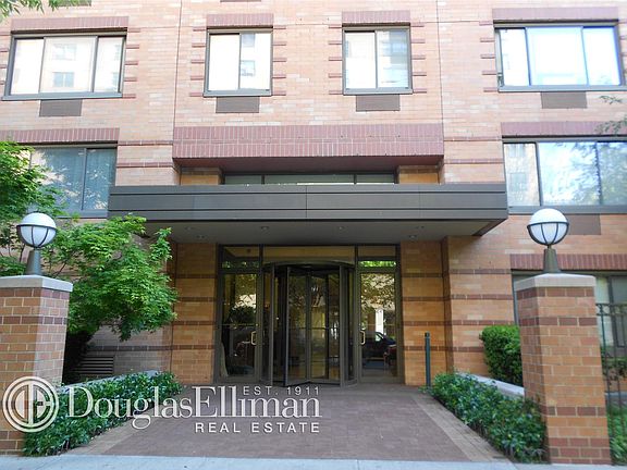 3rd image of 333 E 102nd St APT 306