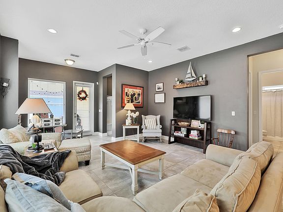 5th image of 139 Southern Oak Dr