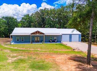 550 Woodland Oak Dr, Garrison, TX 75946