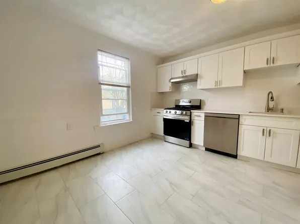 68 Elm St, Somerville, MA 02144