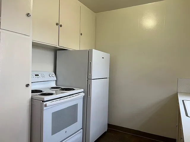 610 Washington St #2 — Photo 4