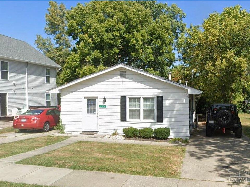 1st image of 118 E Sycamore St