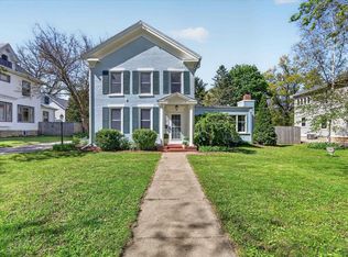 250 W Main St, Evansville, WI 53536