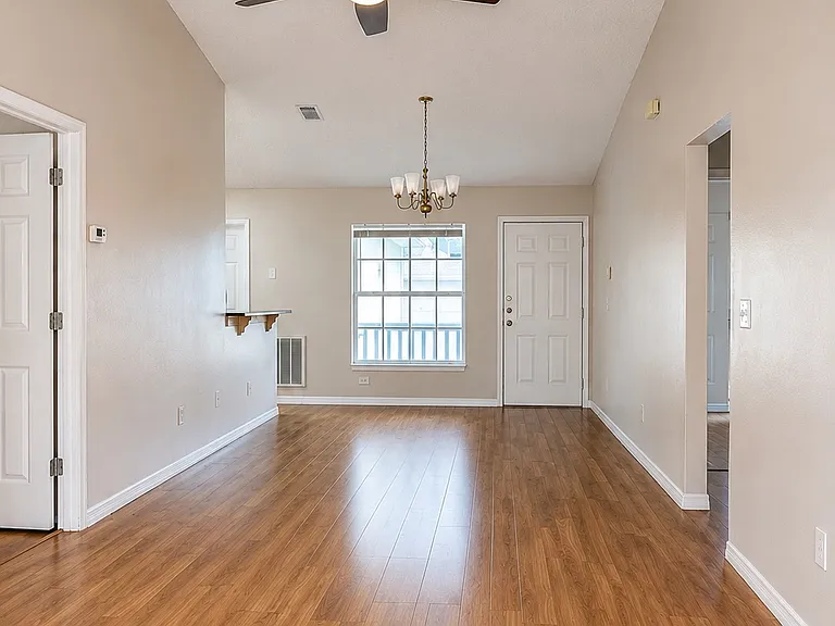 359 Walpole Loop — Photo 6
