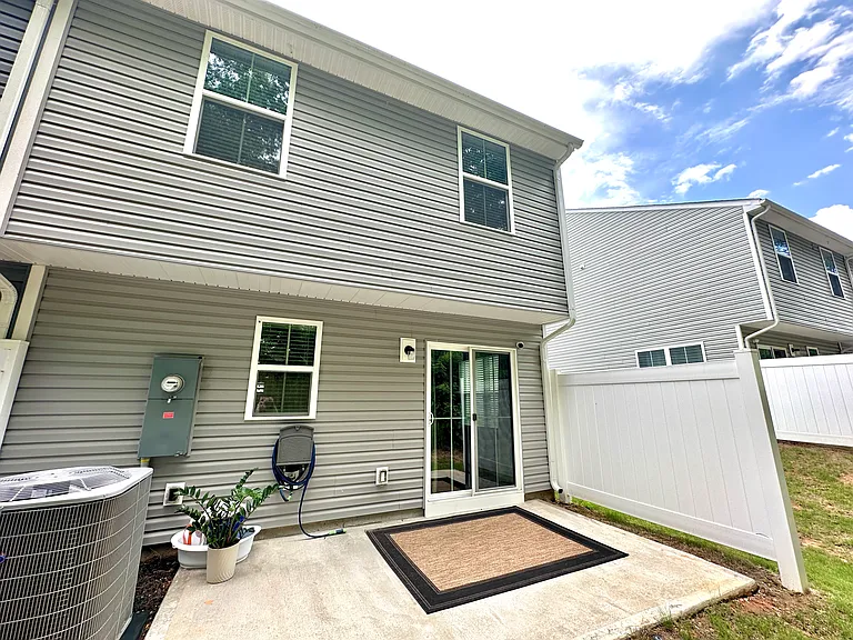 247 Sarnesfield Way — Photo 23