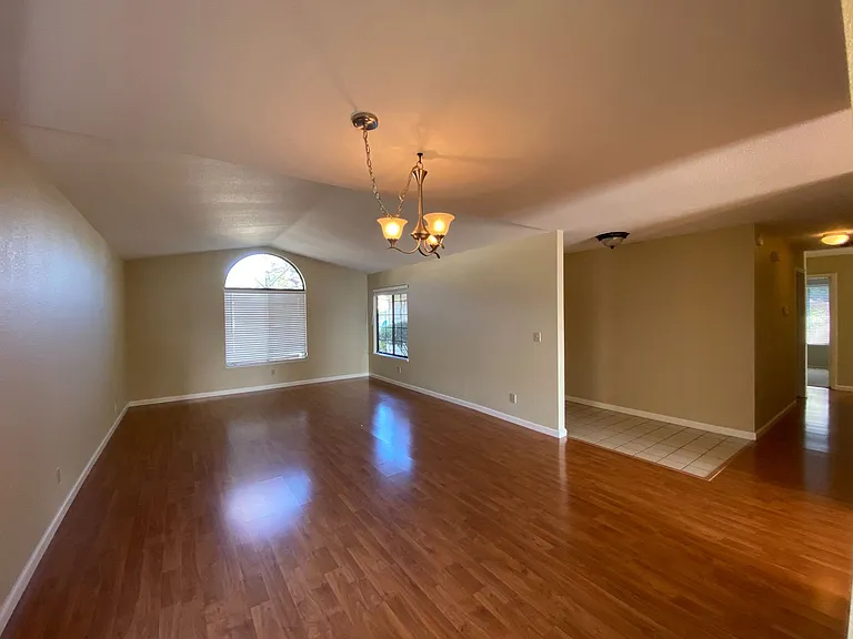 1445 Drolette Way — Photo 3