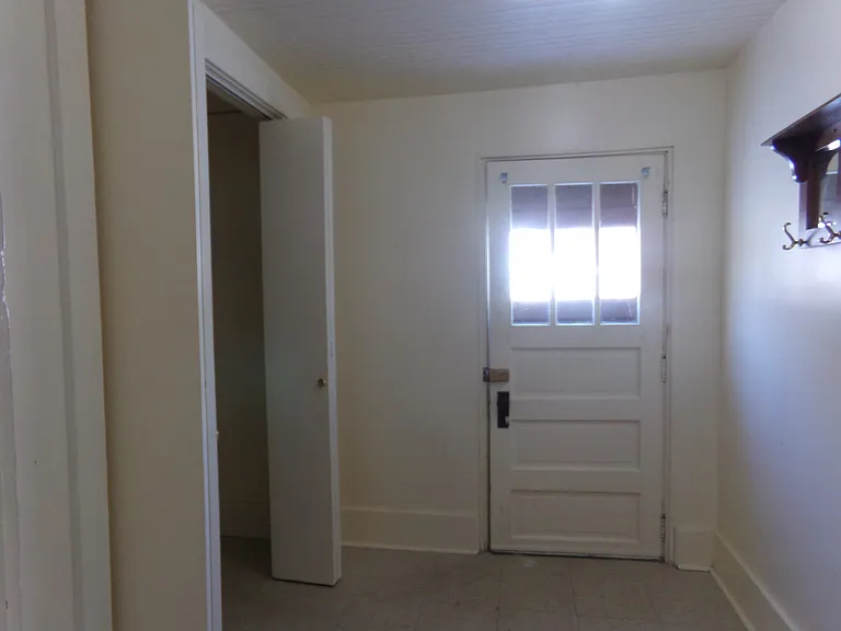 1019 Autumn St — Photo 2