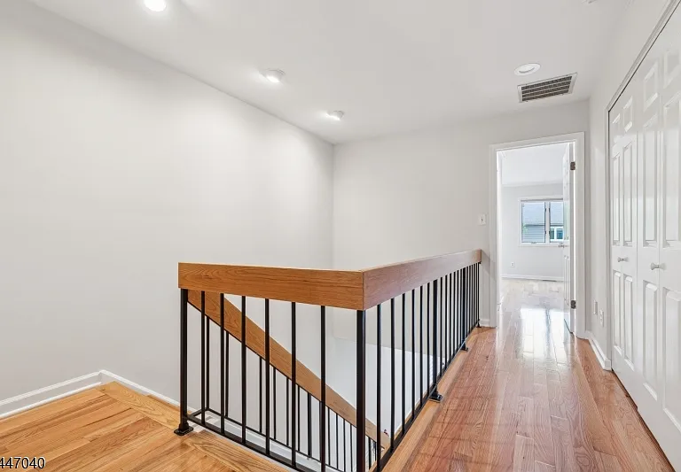 251 Plymouth Ct #251 — Photo 10