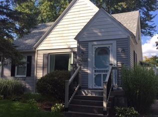 2015 Kenning Rd NW, Grand Rapids, MI 49504